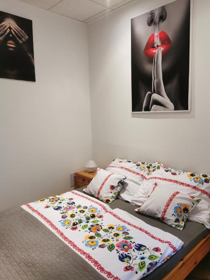 Patrik Apartman Szekesfehervar Exterior photo